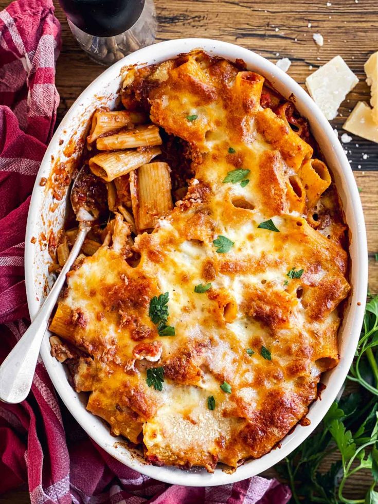 Easy Baked Rigatoni Bolognese Recipe - Unfussy Kitchen